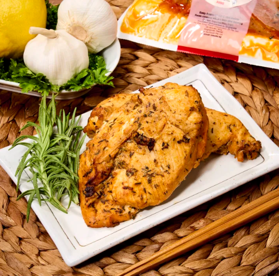 RedMart Lemon Herbs Marinated Chicken Boneless Breast (No MSG – Halal – Airfryer Ready) – Frozen, 2 Packs Total 1kg